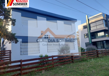 RETASADO DEPARTAMENTO EN PRIMER PISO DE DOS AMBIENTES  CERCA DEL MAR