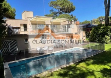 CASA EN PNAMAR NORTE
